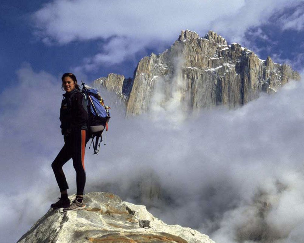 Edurne Pasaban en la cumbre de Gasherbrum I