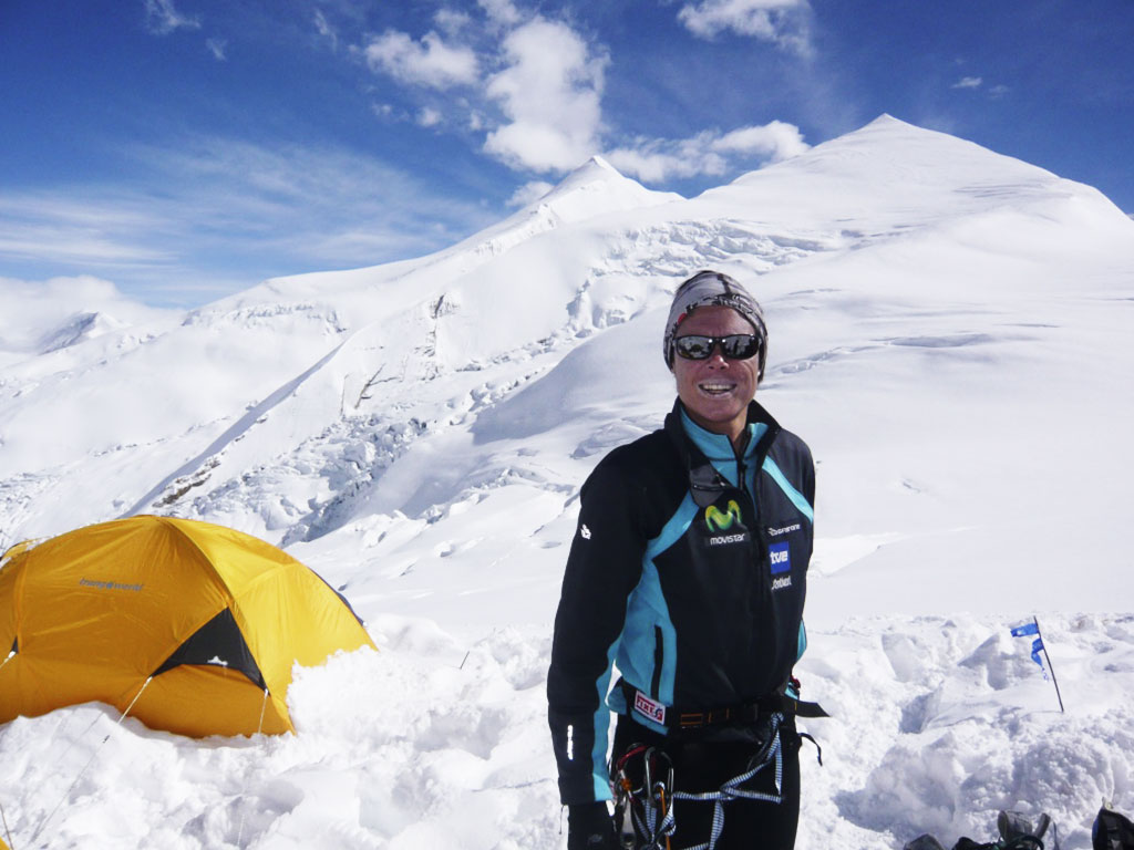 Edurne Pasaban paisaje Dhaulagiri